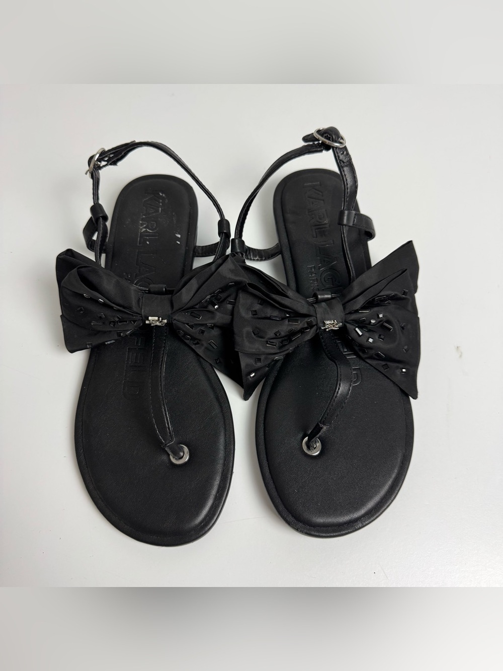 Karl Lagerfeld Paris Cristi Bow Flat Thong Sandals T-Strap 9 Whimsigoth Coquette